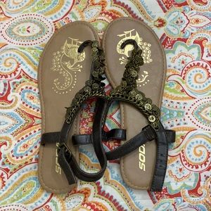 Soda coin sandals